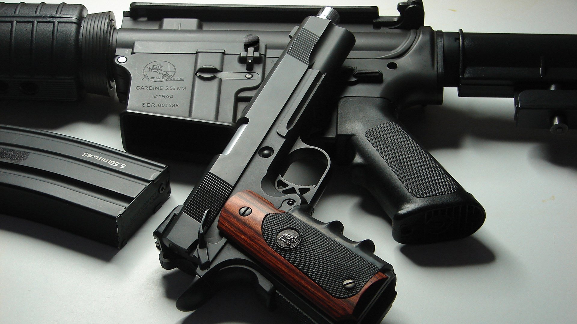 拜仁3-2多特，莱万梅开二度助力，拜仁5-1狂胜 莱万梅开二度