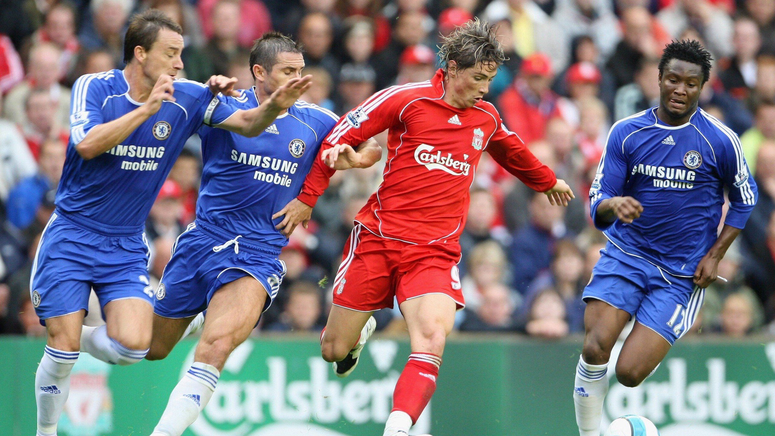 自由泳项目荷兰男将展现速度，荷兰弟游泳